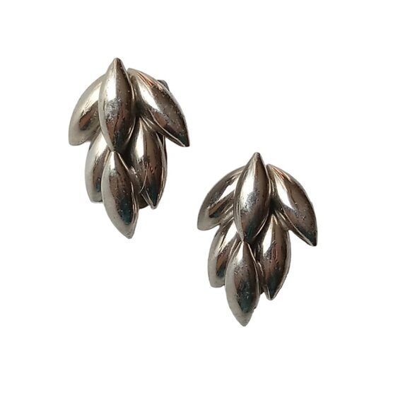🎯 10 for $12 / Vintage Cluster Wheat Clip On Earrings, Ladies Earrings - Picture 8 of 9